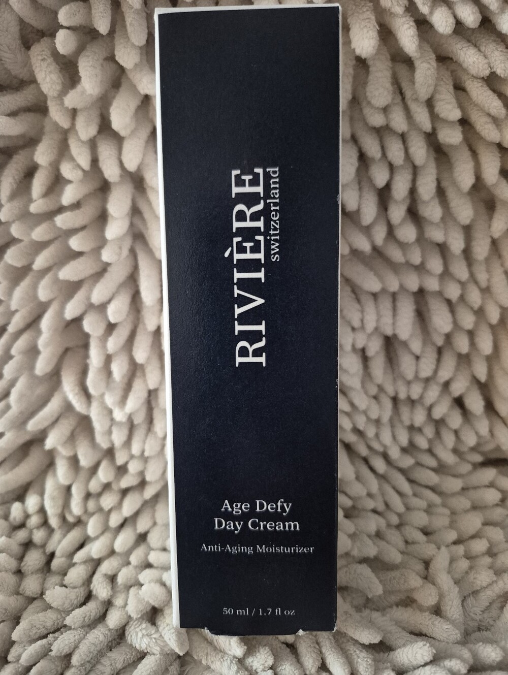 Age Defy Day Cream - Hydrating Anti-Aging Moisturizer
